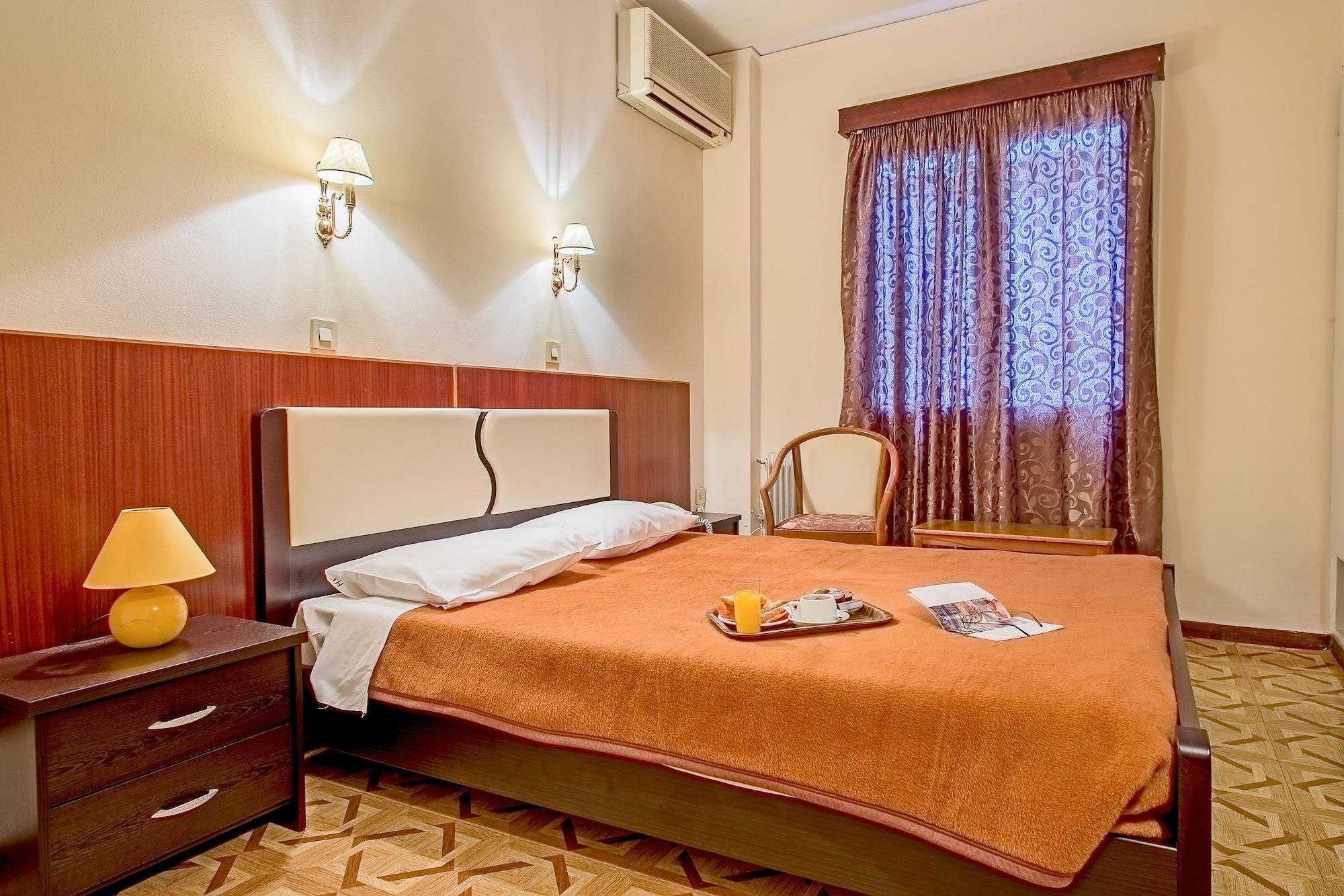 אתונה Nefeli Hotel מראה חיצוני תמונה
