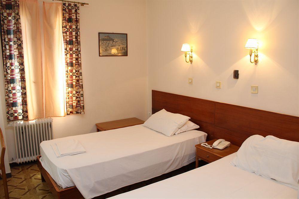 אתונה Nefeli Hotel מראה חיצוני תמונה