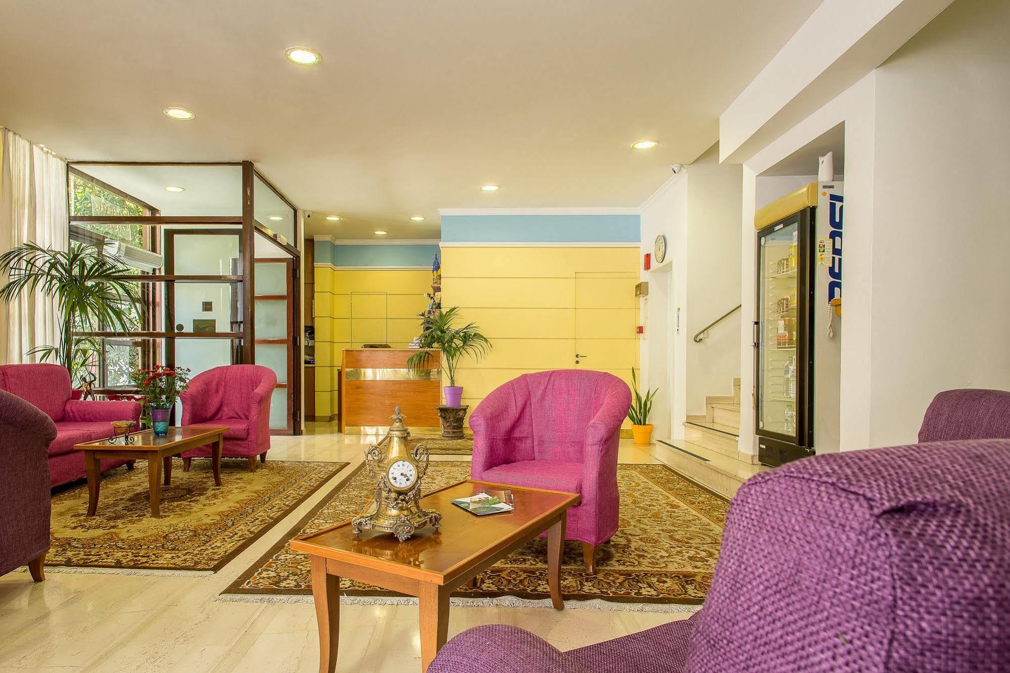 אתונה Nefeli Hotel מראה חיצוני תמונה